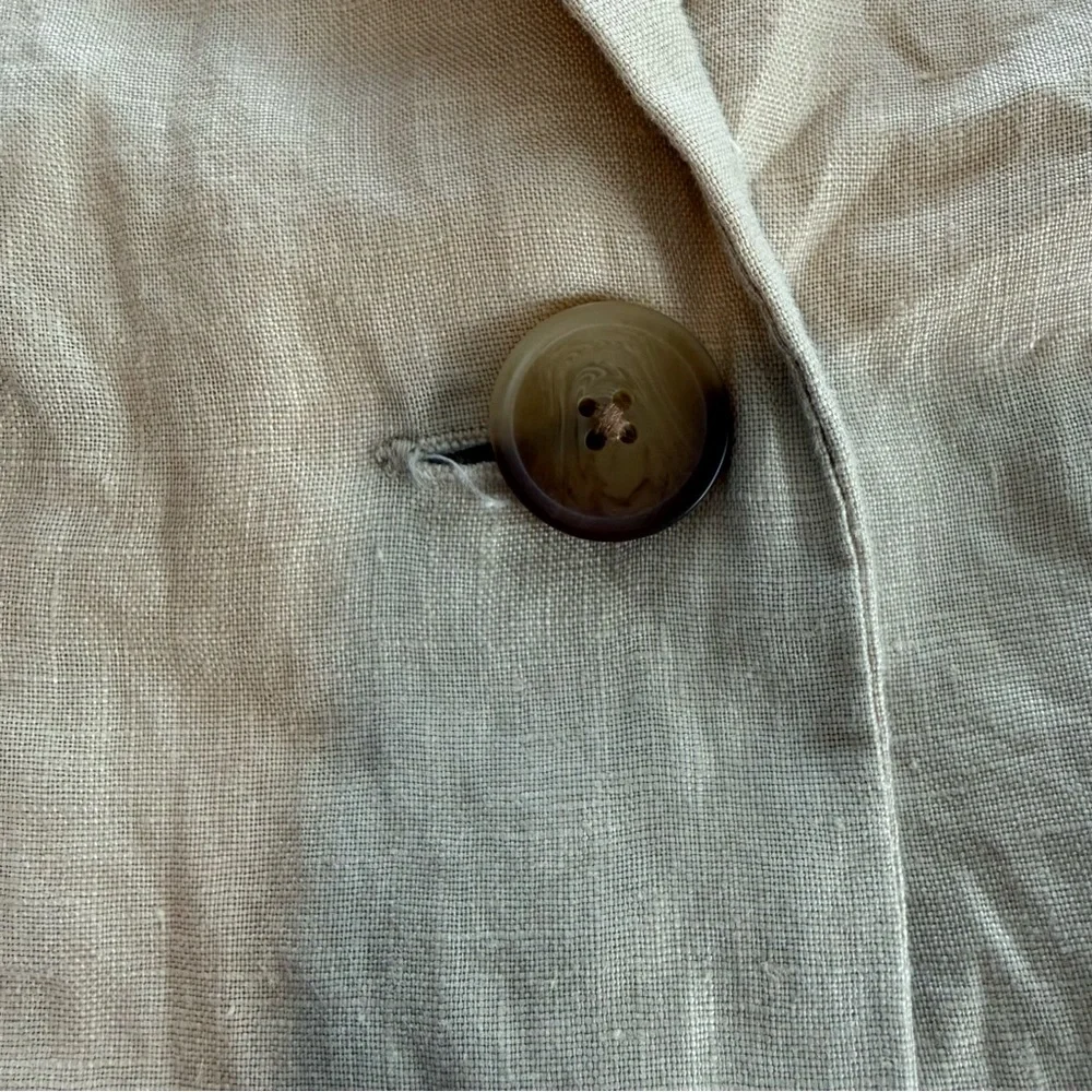 Quince linen blazer